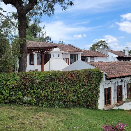Amplia Casa Antigua Guatemala Con Pergola Y Jardin Βίλα Εξωτερικό φωτογραφία